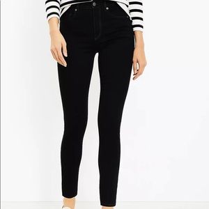 Loft high rise skinny black jeans, size 29P (8P) NWT